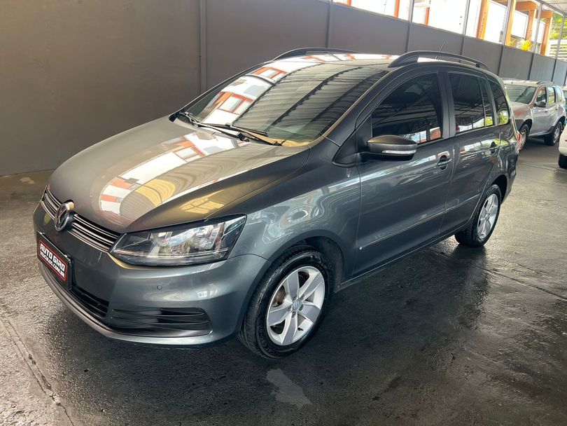 VolksWagen SPACEFOX 1.6 Trendline Total Flex 8v 5p
