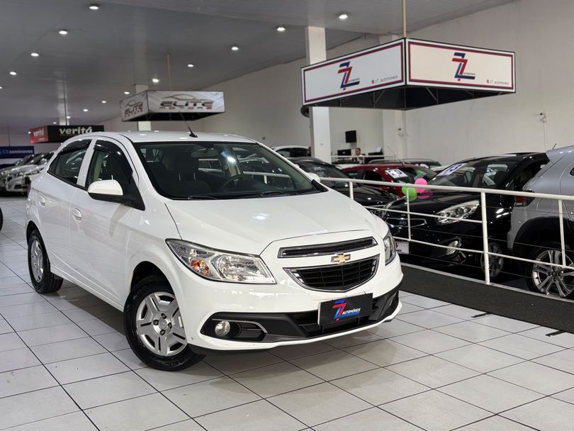 Chevrolet ONIX HATCH LT 1.0 8V FlexPower 5p Mec.