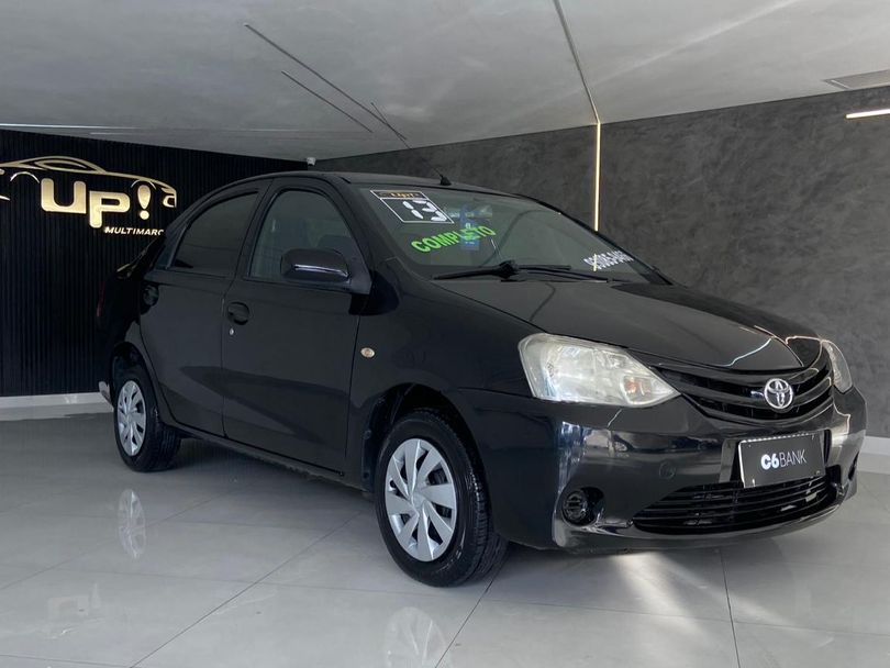 Toyota ETIOS XS Sedan1.5 Flex 16V 4p Mec.