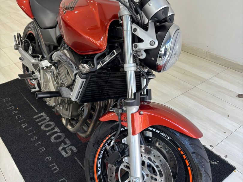 HONDA CB 600F HORNET