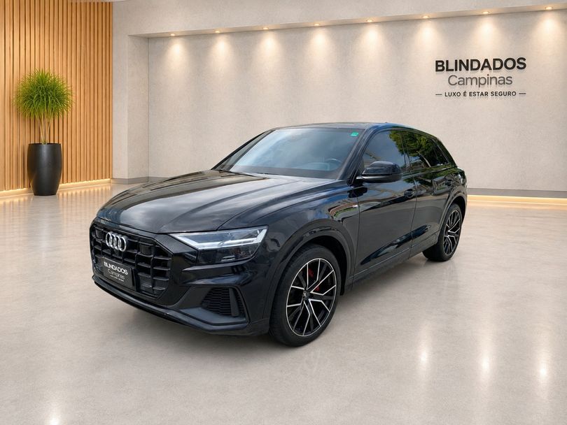 Audi Q8 Perfo. 3.0 TFSI Quattro S-tron/(Híb.)