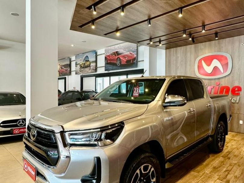 Toyota Hilux SW4 SRV D4-D 4x4 3.0 TDI Dies. Aut