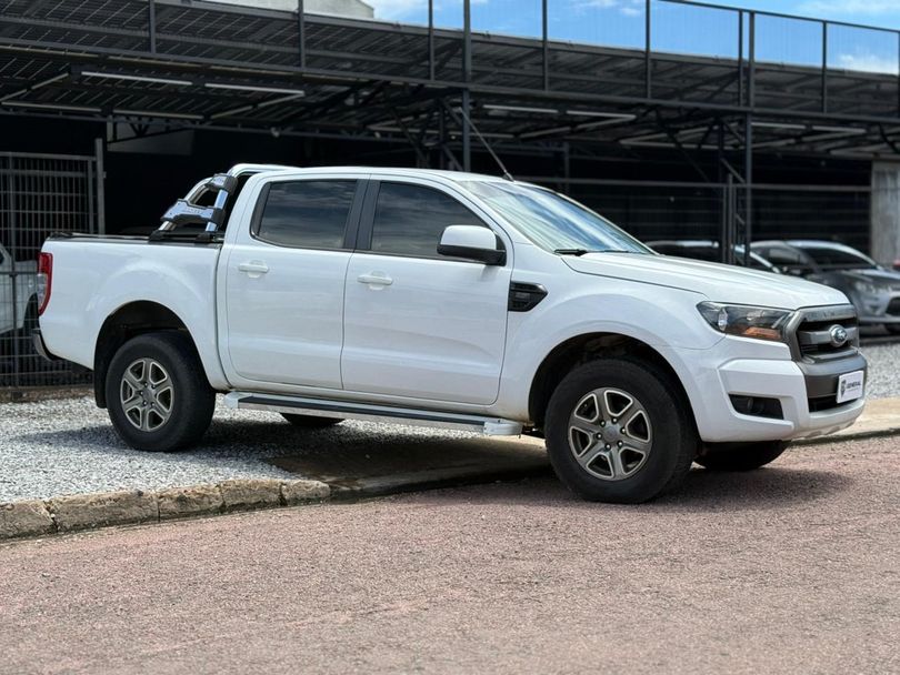 Ford Ranger XLS 2.2 4x2 CD Diesel Aut.