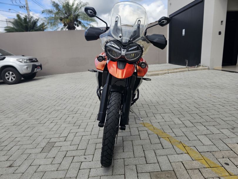 TRIUMPH TIGER 800 XCA