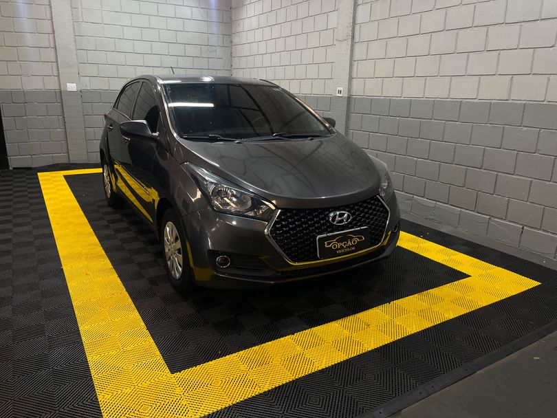 Hyundai HB20 Unique 1.0 Flex 12V Mec.