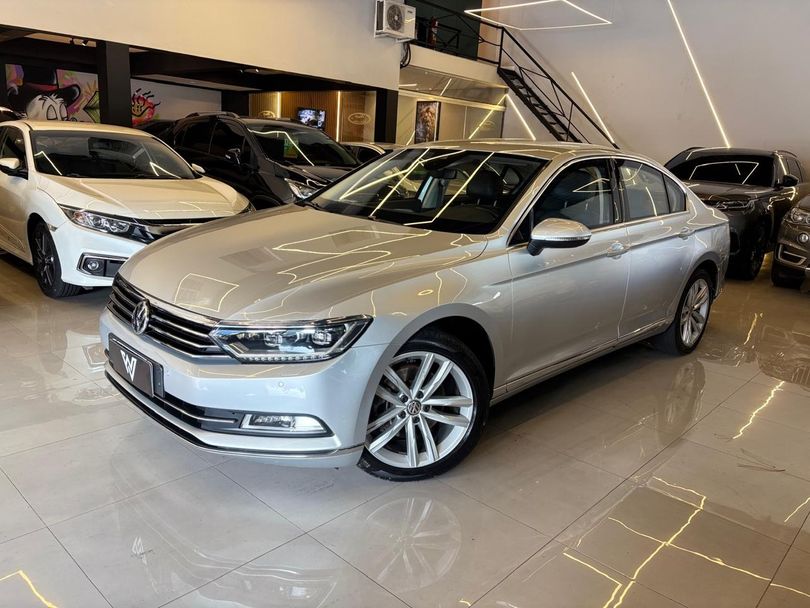 VolksWagen Passat Highline 2.0 TSI 220cv Tip.
