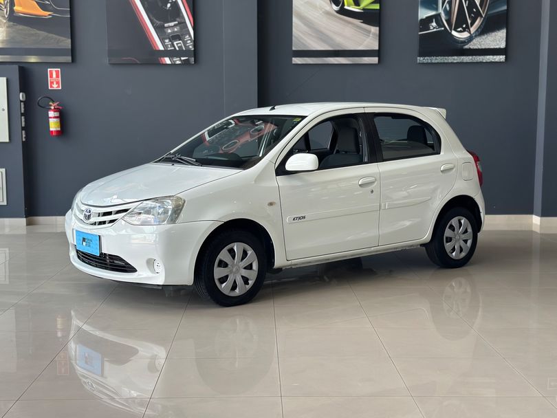 Toyota ETIOS XS  1.3 Flex 16V 5p Mec.