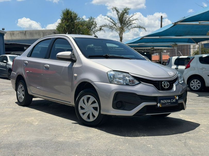 Toyota ETIOS XS Sedan 1.5 Flex 16V 4p Aut.