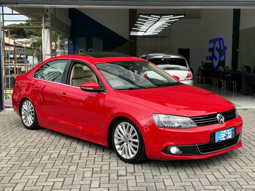 VolksWagen JETTA Highline 2.0 TSI 16V 4p Tiptronic