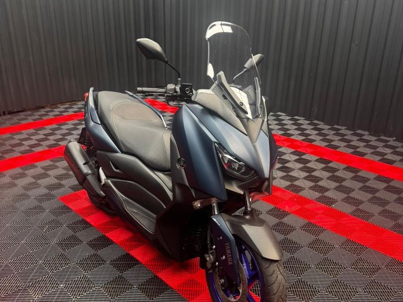 YAMAHA XMAX 250 ABS
