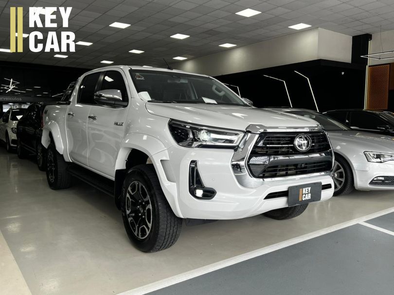 Toyota Hilux CD SRX 4x4 2.8 TDI 16V Diesel Aut.