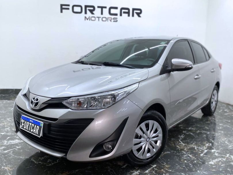 Toyota YARIS XL Sedan 1.5 Flex 16V 4p Mec.