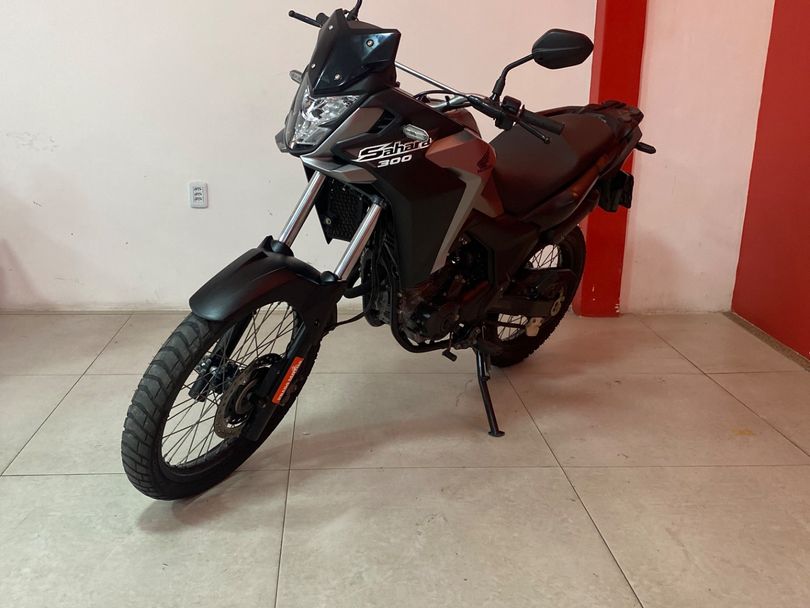 Honda XRE 300 SAHARA
