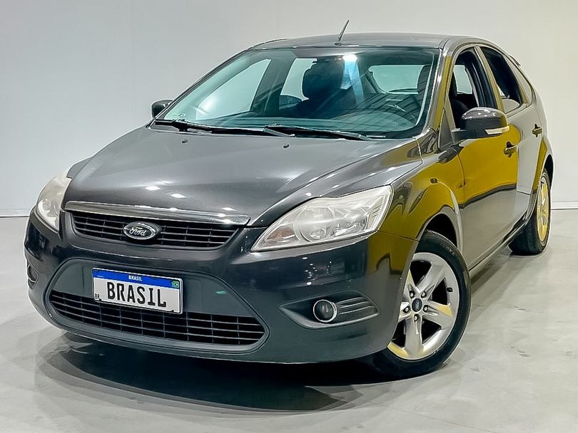 Ford Focus 1.6 S/SE/SE Plus Flex 8V/16V  5p