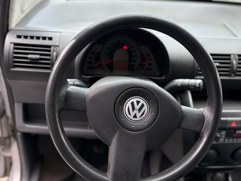 VolksWagen Fox Plus 1.6Mi/ 1.6Mi Total Flex 8V 4p