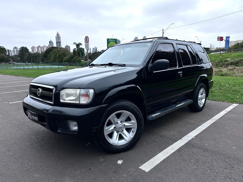 Nissan Pathfinder SE Luxo 3.5 V6 24V 243cv