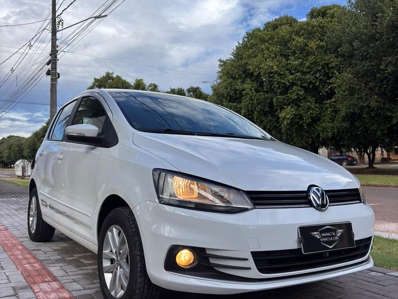 VolksWagen Fox Connect 1.6 Flex 8V 5p