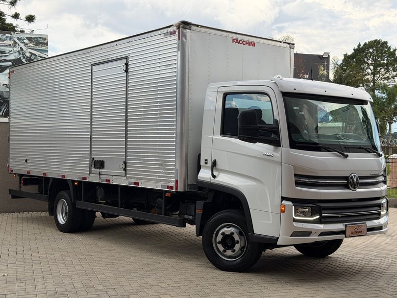 VOLKSWAGEN 11-180 Delivery 4x2 2p (diesel)(E6)