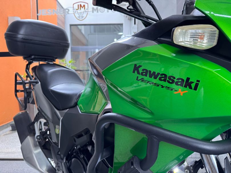 KAWASAKI Versys-X 300