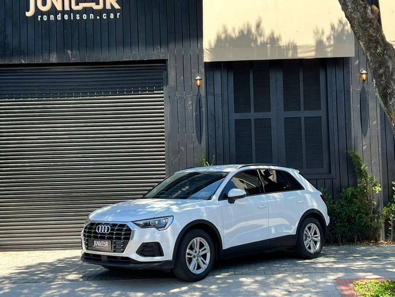 Audi Q3 Prest. 1.4 TFSI Flex/Prest. S-tronic