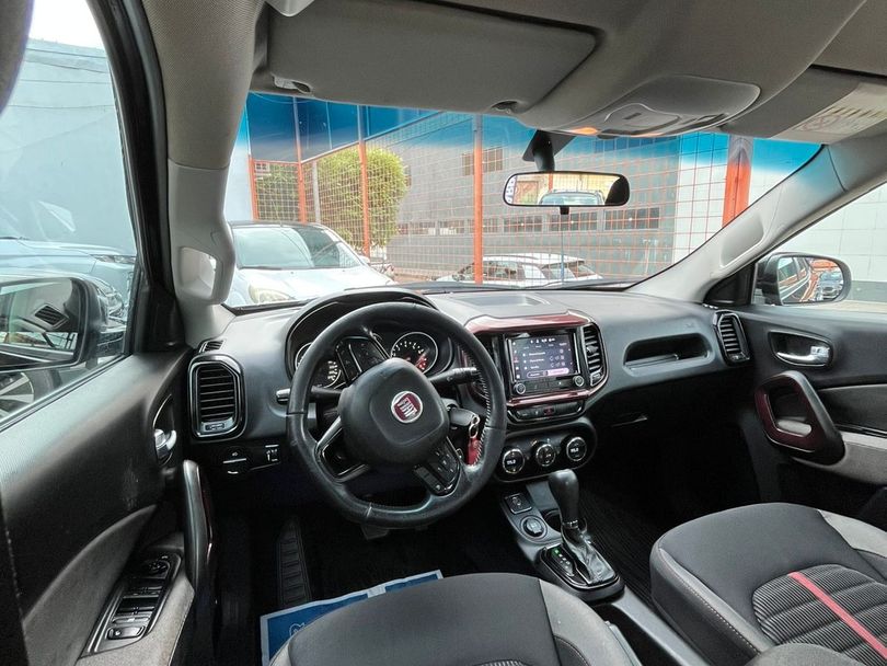 Fiat Toro Freedom 1.8 16V Flex Aut.