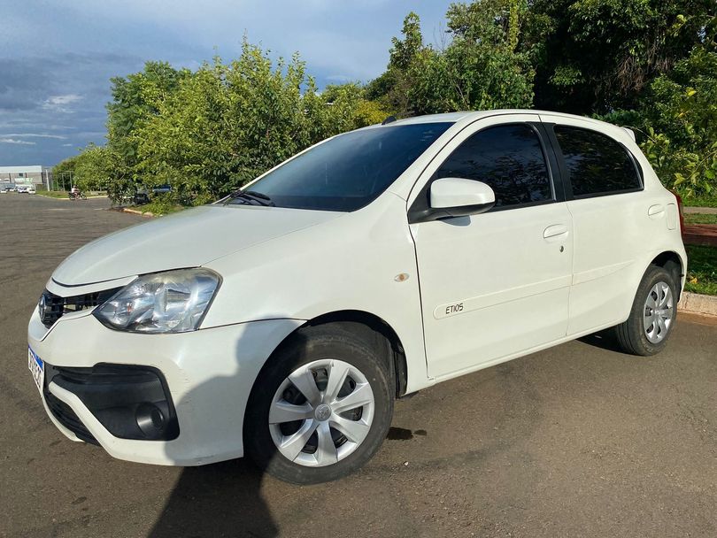 Toyota ETIOS XS 1.5 Flex 16V 5p Aut.