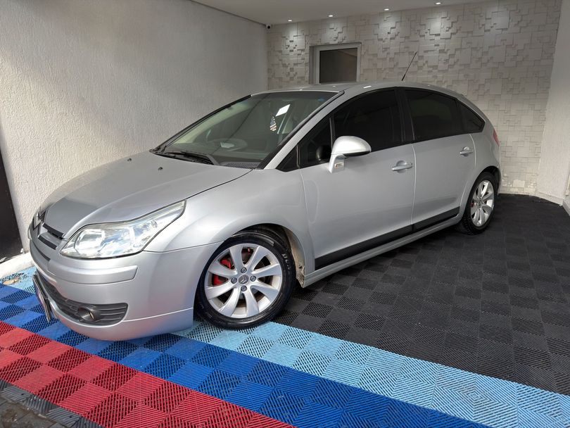 Citroën C4 GLX 2.0 Flex 16V 5p Mec.