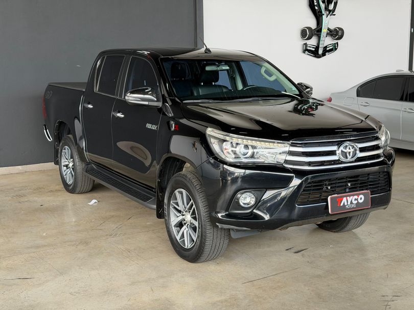 Toyota Hilux CD SRX 4x4 2.8 TDI 16V Diesel Aut.