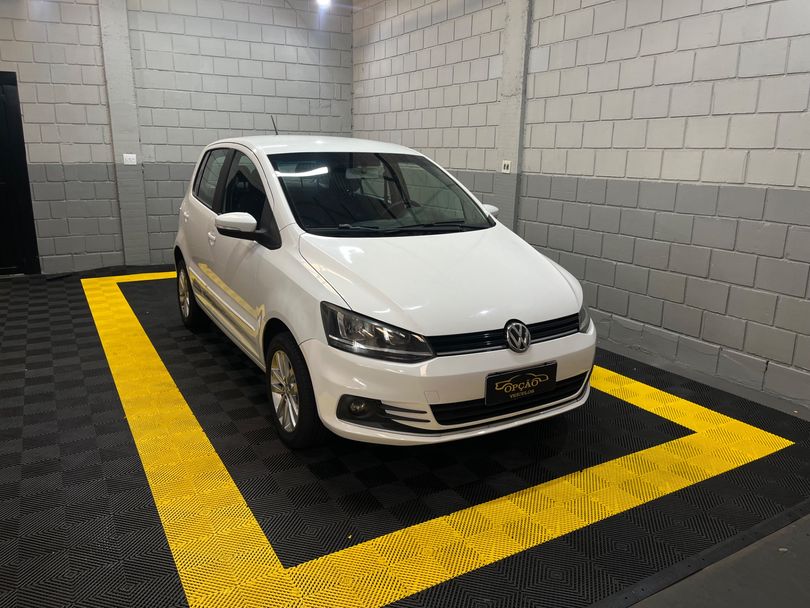 VolksWagen Fox Connect 1.6 Flex 8V 5p