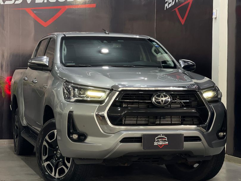 Toyota Hilux CD SRX 4x4 2.8 TDI 16V Diesel Aut.