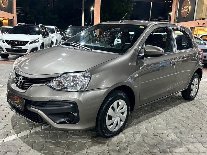 Toyota ETIOS XS 1.5 Flex 16V 5p Aut.