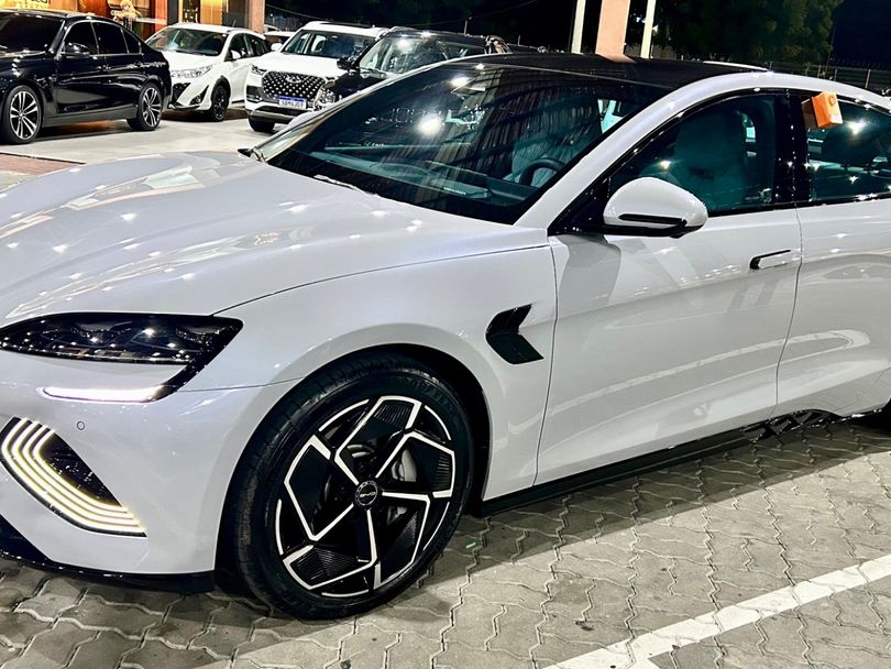 BYD Seal (Elétrico)