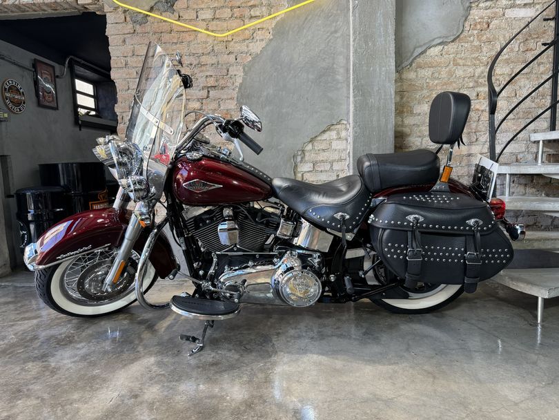 Harley HERITAGE SOFTAIL CLASSIC FLSTC