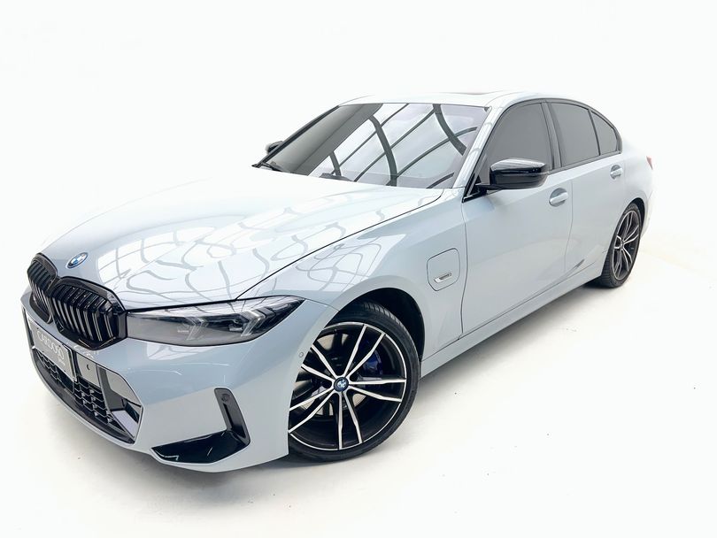 BMW 330e M Sport 2.0 Turbo Aut. (Híbrido)