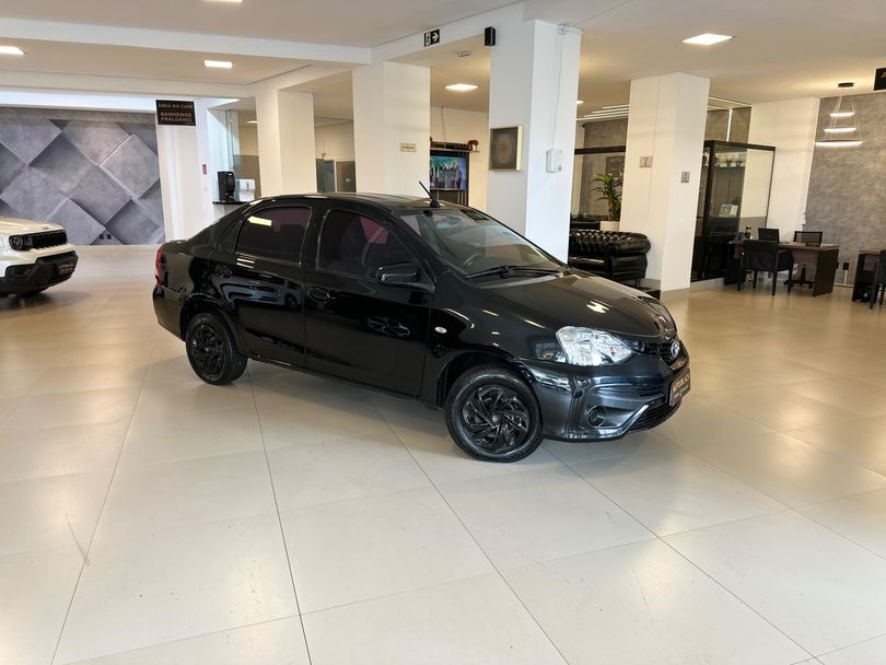 Toyota ETIOS XS Sedan 1.5 Flex 16V 4p Aut.