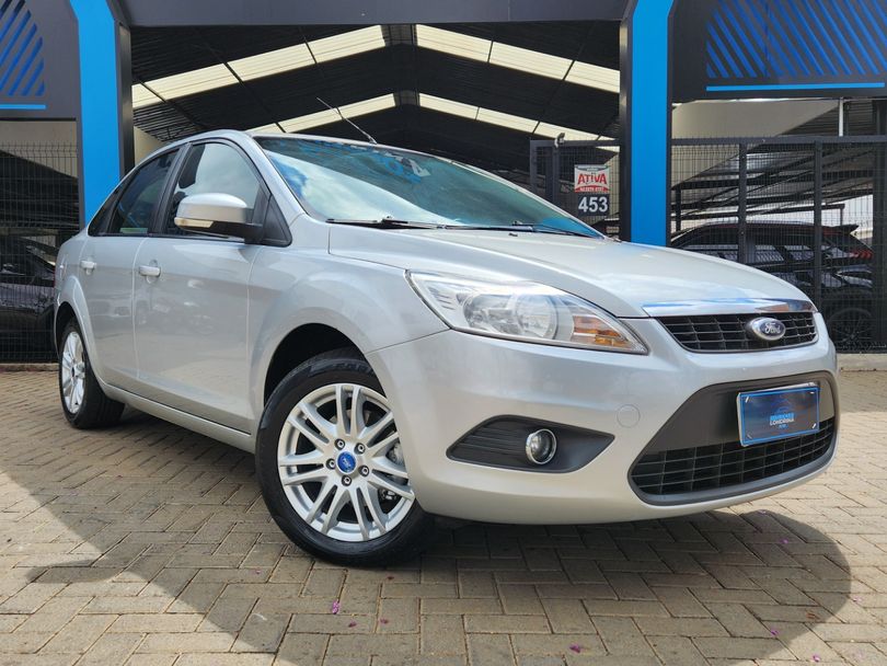 Ford Focus Sedan 2.0 16V/2.0 16V Flex 4p Aut.