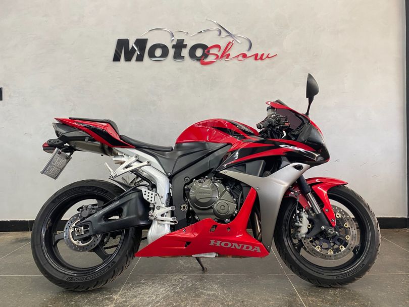 HONDA CBR 600 RR