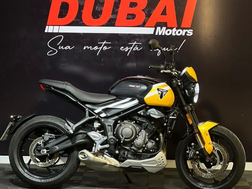 TRIUMPH TRIDENT 660