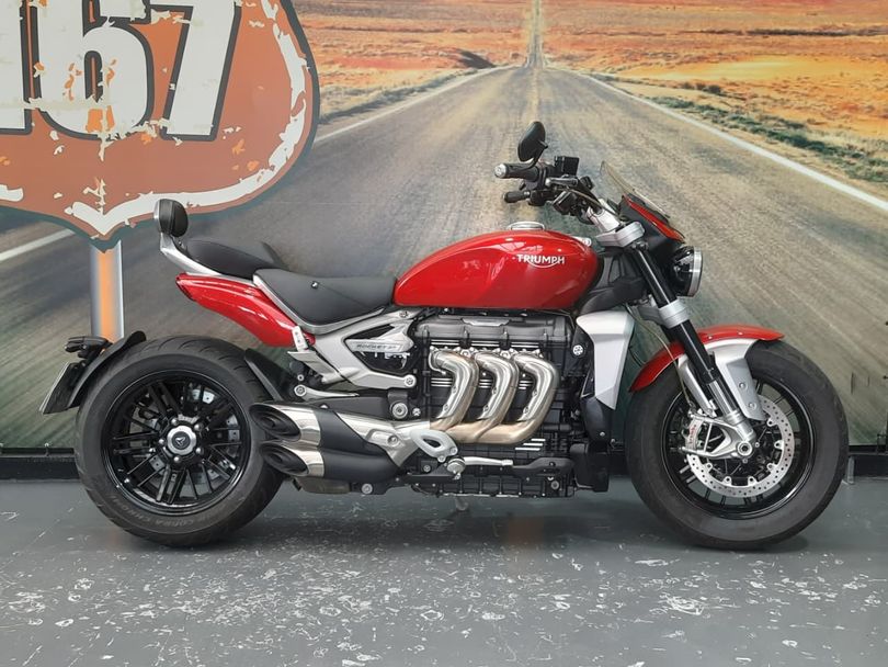TRIUMPH ROCKET III R 2500cc
