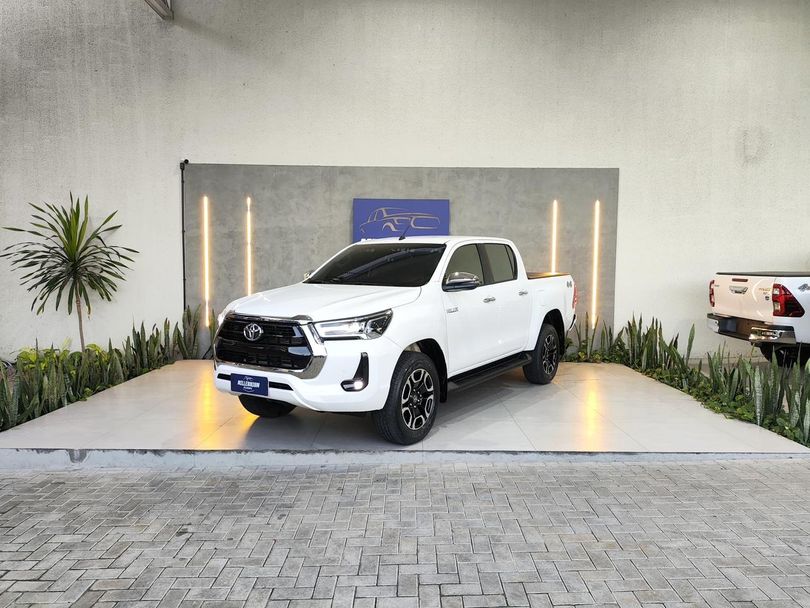 Toyota Hilux CD SRV 4x4 2.8 TDI Diesel Aut.