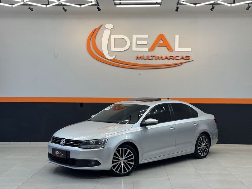 VolksWagen JETTA Comfortline 2.0 T.Flex 8V 4p Tipt.