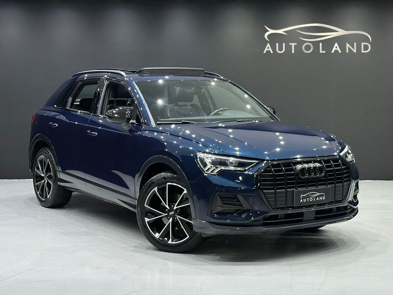 Audi Q3 Black Ed. 1.4 TFSI Flex/Black S-tron.