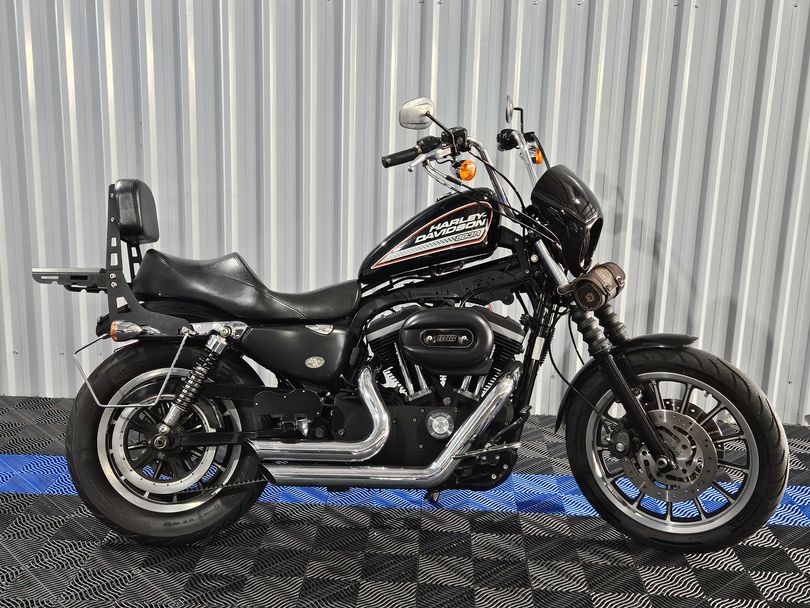 Harley XL 883 R