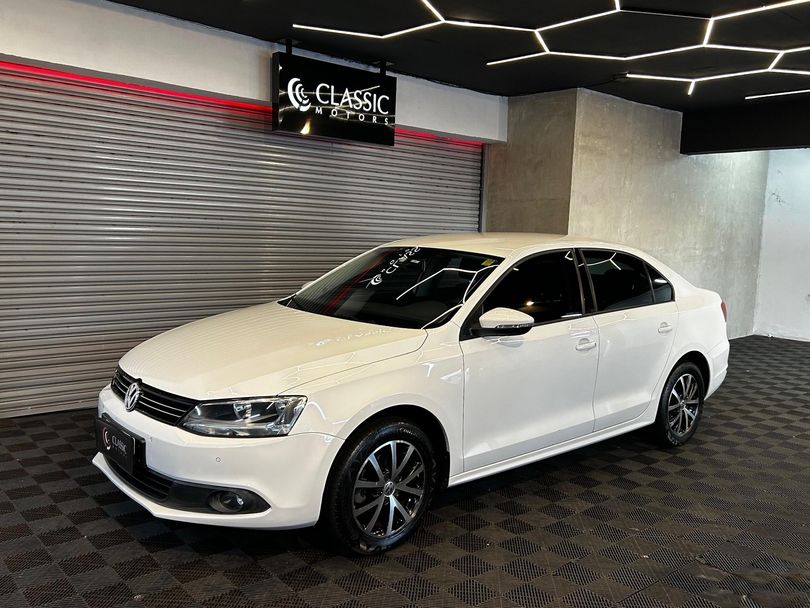 VolksWagen JETTA Comfortline 2.0 T.Flex 8V 4p Tipt.