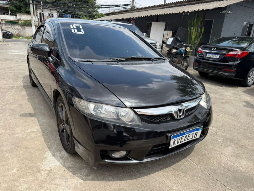 Honda Civic Sedan LXS 1.8/1.8 Flex 16V Aut. 4p