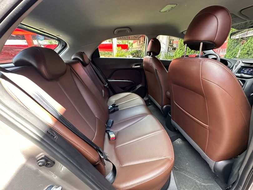 Hyundai HB20X Premium 1.6 Flex 16V Aut.