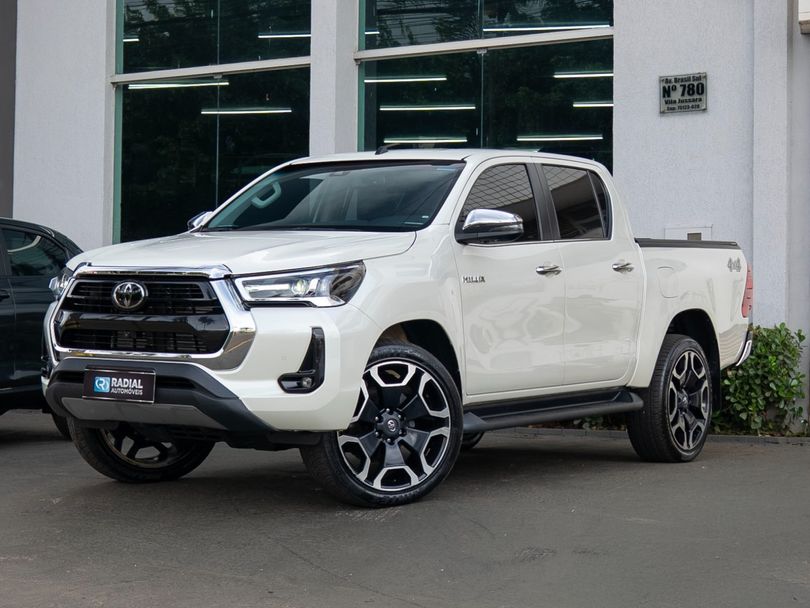 Toyota Hilux CD SRX 4x4 2.8 TDI 16V Diesel Aut.