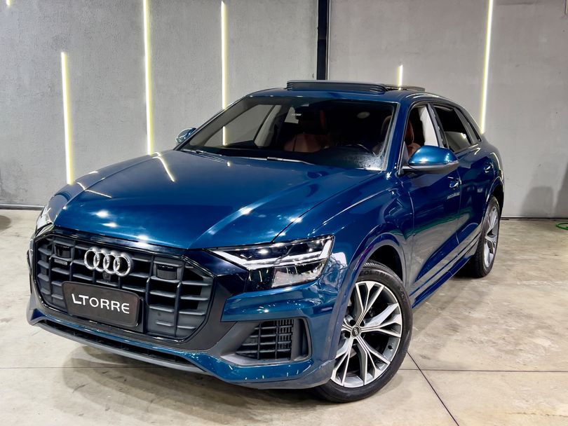 Audi Q8 Perf.Black 3.0 TFSI Quat. S-tr/(Híb.)