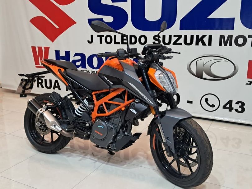 KTM DUKE 390