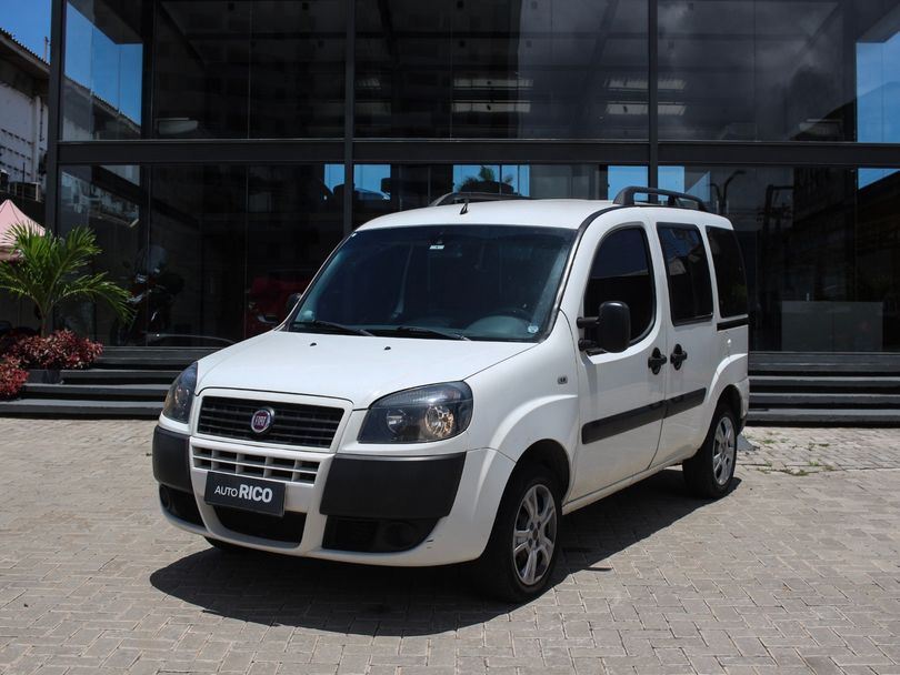 Fiat Doblo ESSENCE 1.8 Flex 16V 5p